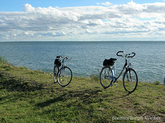 Auf tollen Radwegen Fahrradtouren in alle Richtungen (Quelle: pixelio, Foto: Birgit Winter)
